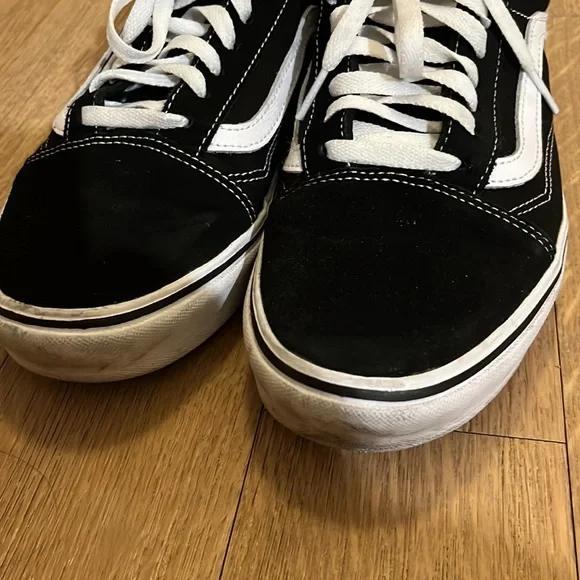 Vans , 9.5 , black and white , comfy Cush, no box - Picture 5 of 5